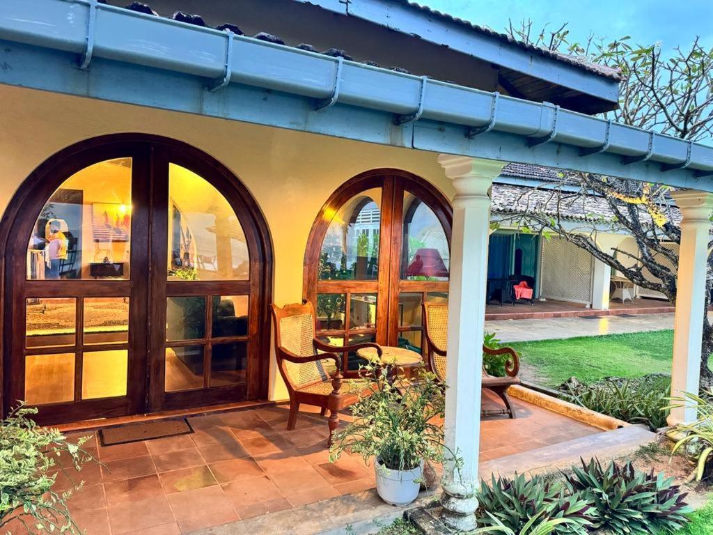 Bed and Breakfast Isle Of Thalpe Unawatuna Exterior foto