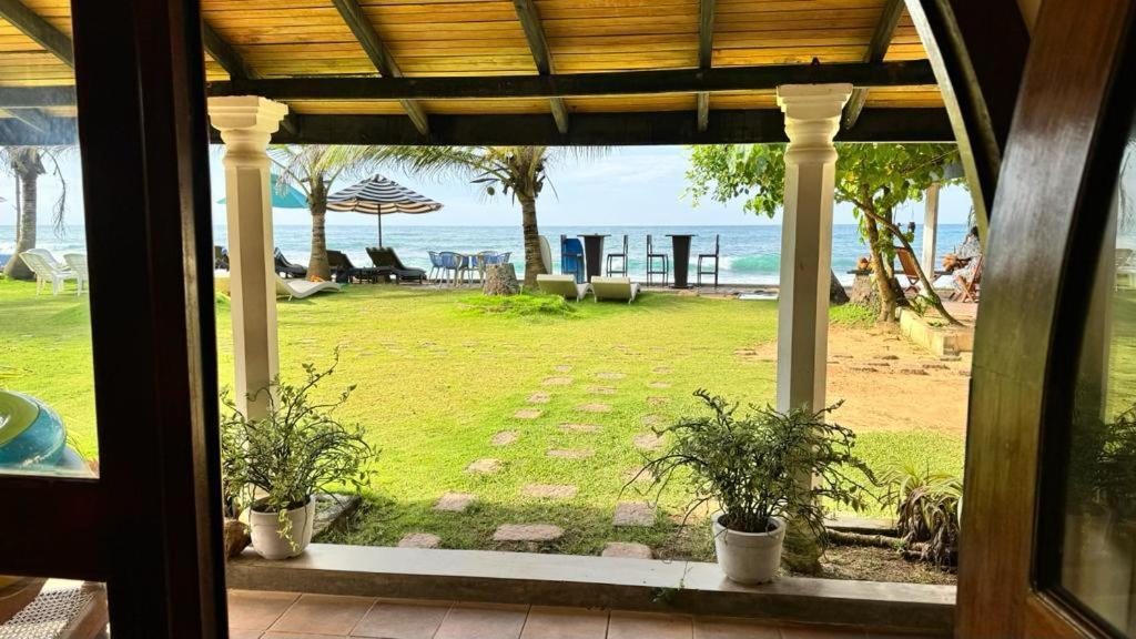 Bed and Breakfast Isle Of Thalpe Unawatuna Exterior foto