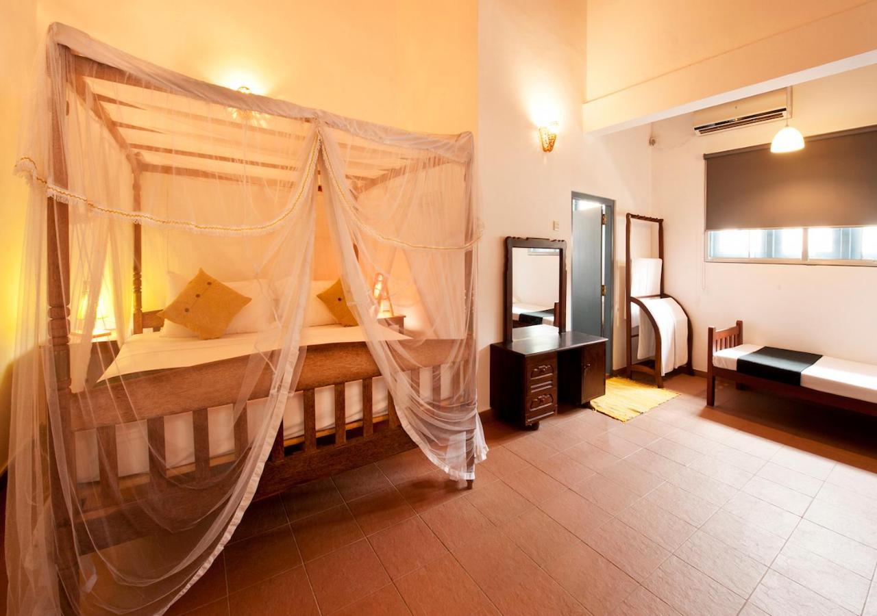 Bed and Breakfast Isle Of Thalpe Unawatuna Exterior foto